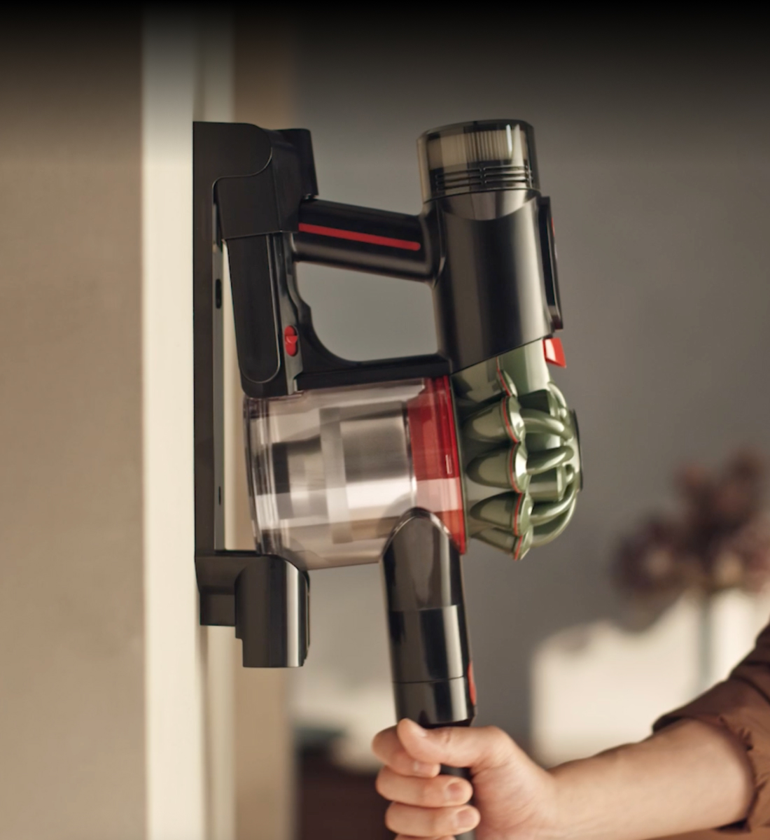 Nabíjecí úchyt na stěnu