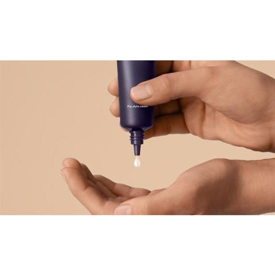 Dyson Chitosan Pre-style krém pre rovné až vlnité vlasy s bohatou výživou, 30 ml