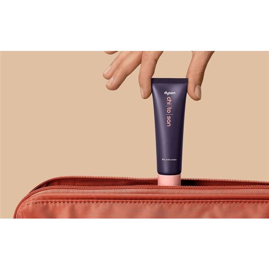 Dyson Chitosan Pre-style krém pre rovné až vlnité vlasy s bohatou výživou, 30 ml