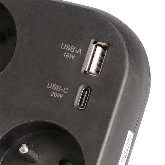 Solight rozbočovač 3x 16A, USB A+C rychlonabíjačka 20W PD, čierny